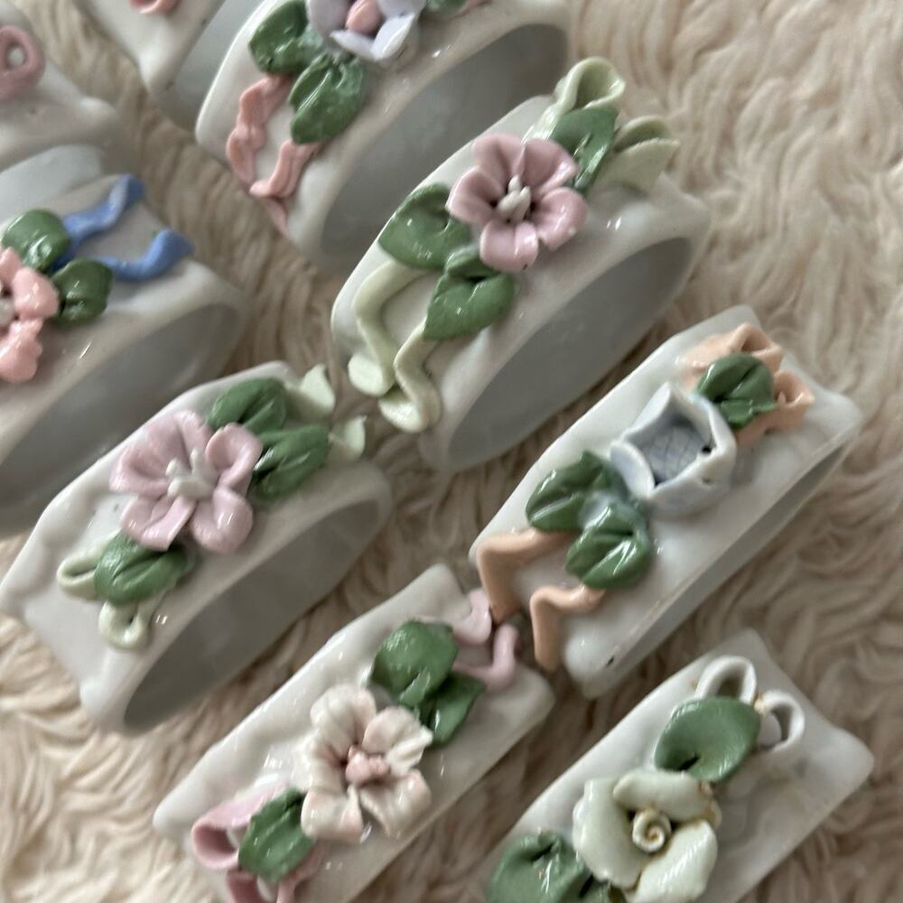 Set of 11 Vintage Napkin Rings Pastel Floral Fine China Ceramic Pastel Gardenp - Picture 5 of 7